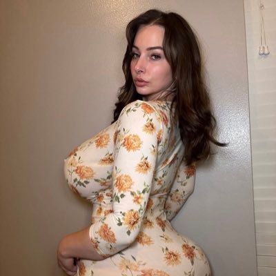 morgan_mar1457's profile picture. You guys keep fucking breaking my heart 💔😭don't love me no more please go away