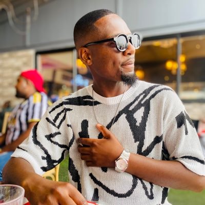 HemeltonTlhako's profile picture. | Mark 11:24 | Humble Pedi Mafia | Self-taught Cook 👨🏾‍🍳 | Mr Give Thanks 🙏🏾 | AbutiBae Wa Artisan |
