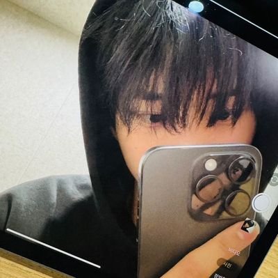 ksmcye's profile picture. • If you don't like CYE DNI ‼️
• NAM YUJU DEBUT!