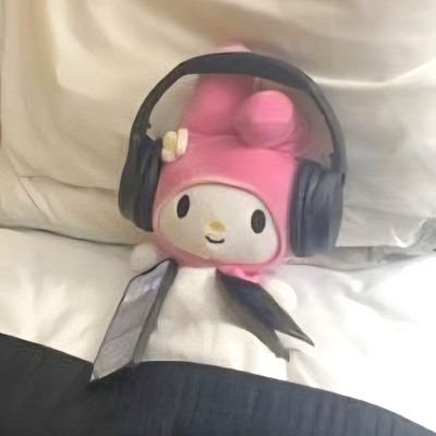 yiluvyou's profile picture.