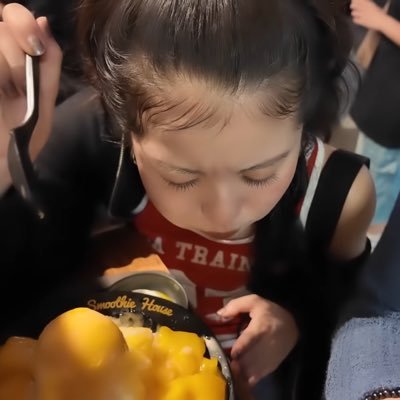 mnzu_x's profile picture. 02｜関西｜🚺｜SEKAI NO OWARI(⛄️＆☔️)｜HANA(HONEYs🐝)   無言フォロー失礼します🙇‍♀️