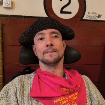 ChauveauRobin's profile picture. Je soutiens la corrida et tout le monhttps://www.facebook.com/elbanderillerodustylode torrain