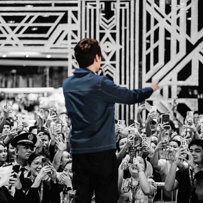 LCanto36582's profile picture. fan account