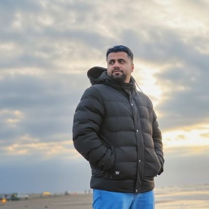 Reza_24k's profile picture. روایت‌گر دنیای پیچیده‌ی هوش مصنوعی به زبان ساده. اینجا از نگاه خودم براتون از AI میگم.