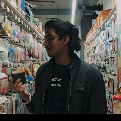 aryan_r_n's profile picture. 