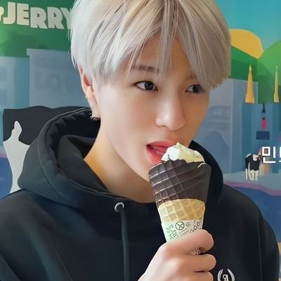 jenoxtist's profile picture. for work : @sullyoonimie (หมูจิ๋ว) 🐽🤍