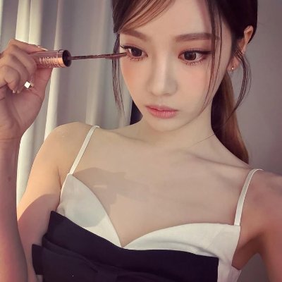 aemysluvie's profile picture. โปรดเลิกระงับบัญชีฉัน แล้วฉันจะเรียกว่าเอ็กซ์