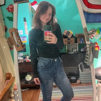 emillama__'s profile picture. writer • libra sun • cat enthusiast • coffee connoisseur • professional oversharer