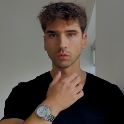 DopeOblivion's profile picture. Designer partner for tech startups @Framer Expert & Top creator Building → https://t.co/3ASiIUudMs and PixiGrid