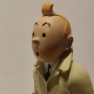 SilviaRo3005's profile picture. 