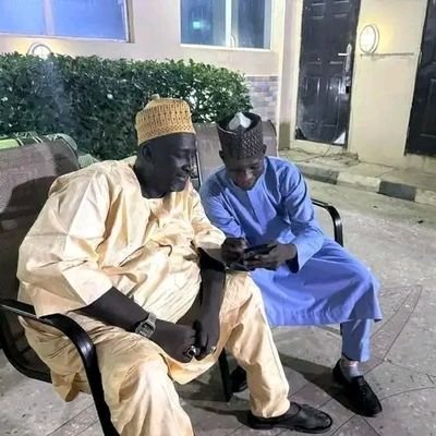 BASHBOIII's profile picture. live is not easy is so tired