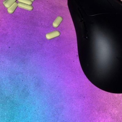 rjustluna's profile picture. 