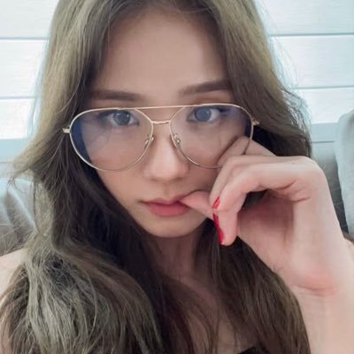 needaraincoat's profile picture. นั่งมองดูดวงดาว ฉันมองเห็นเธอสุขสกาว