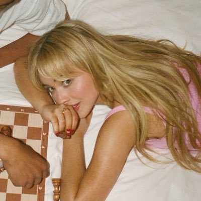 aquapoulpy's profile picture. man's best friend