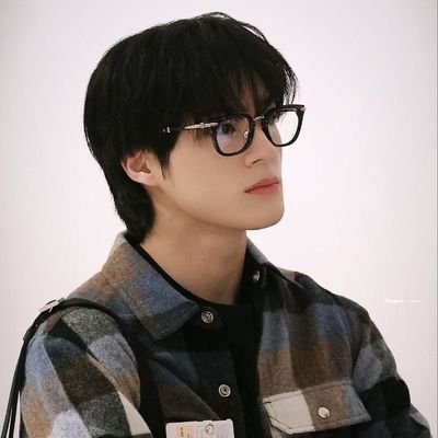 instrumean's profile picture. fiction: Ares Huang, has an unwavering commitment to his craft. He approaches each challenge with a clear goal and works tirelessly to improve his skills.