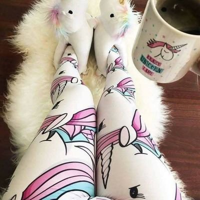 MonifdzB's profile picture. 