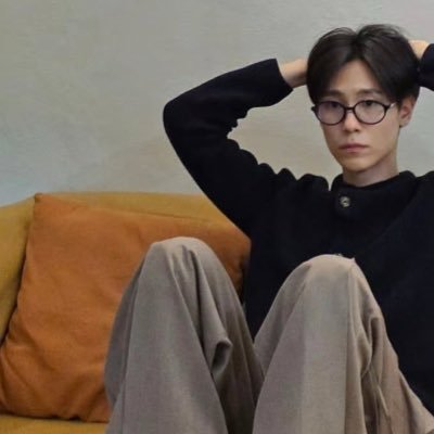 dechaperr's profile picture. ถ้าพี่ชนะเดียวเราไปด้วยกัน 3 คน