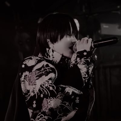 nuikunnano's profile picture. 鬱を武器に作詞作曲してます セルフ運営アイドル@bokuutu_info 白 エゴサ #縫鬱