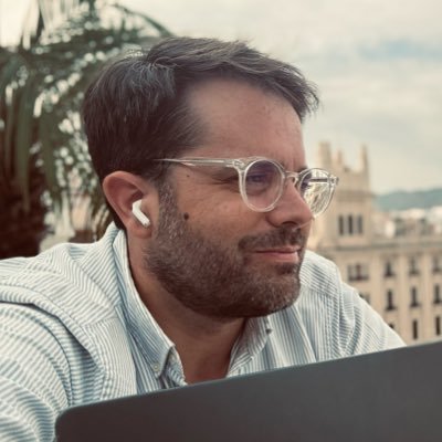 pmartinezmoreno's profile picture. Adicto al café ☕️   Comunicación Digital @psoejaen 💻  Director EL SOCIALISTA de Jaén 🗞️  Estudio Publicidad 📱 y Ciencia Política 📝