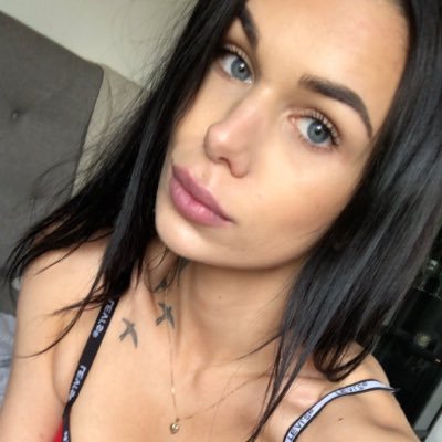 florapacker0's profile picture. ✝️God✝️Be the reason someone smiles 🤍redbull 🤍God loves you