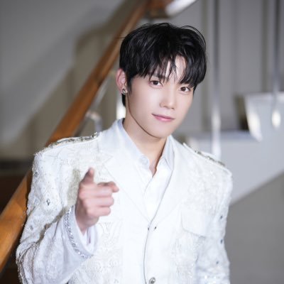 o0momizi0o's profile picture. MINI 木村柾哉💛藤牧京介💙（箱推し）ME:I 山本すず🩷