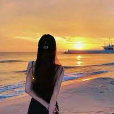 A_Sunny_V's profile picture. "Forever starts with a ‘me’ and ends with a ‘you’."