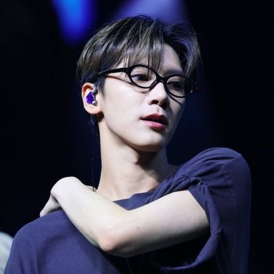 miniten10's profile picture. 10vely 💜TEN So10 STAN☆ 
TEN | WINWIN BFM ♡ pretty girl stan TENLEE💅