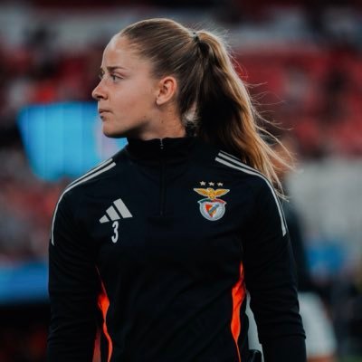 Joanasilva_2's profile picture. Jogadora Sport Lisboa e Benfica