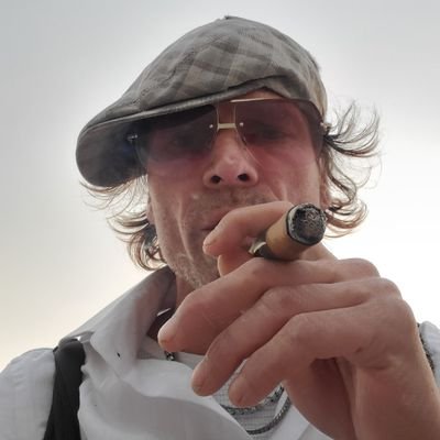 JasonTherouxOne's profile picture. This account is for Space X Nuralink Tesla and Law enforcement The betterment of mankind and the survival of the human species. (no hoes)
kindest regards
One