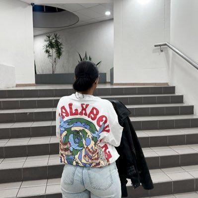 Steph_exxe's profile picture. 