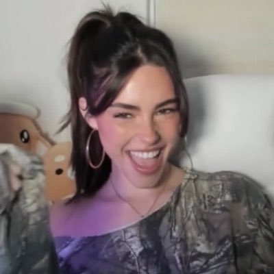 onyourthumb's profile picture. 