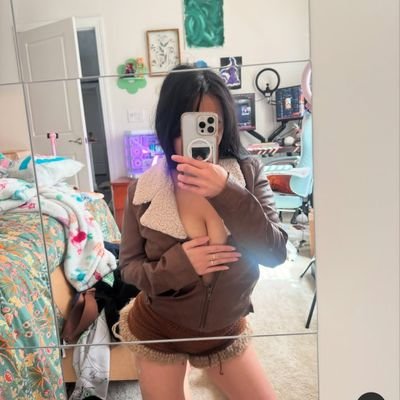 APoopxoxo's profile picture. 