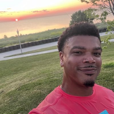 _montyyy's profile picture. 