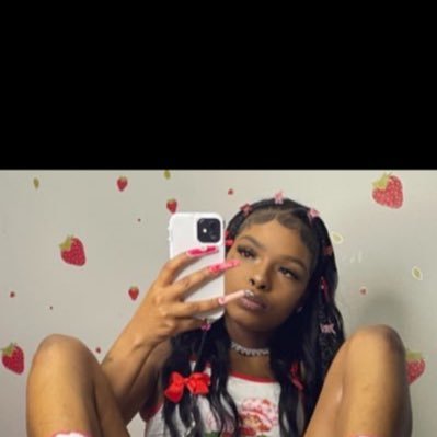 SabrinaSco56803's profile picture. let’s have fun’s 🥰🥰