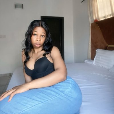 girle_45's profile picture. a sweet scorpio techie 🌚♏