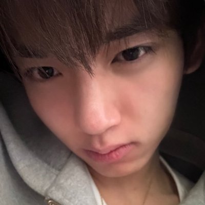 snzdaze's profile picture. #이영서 #한유진 #한태산