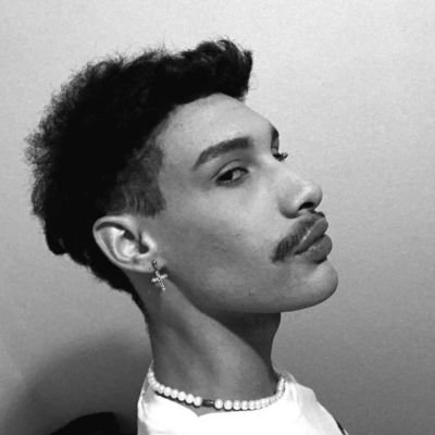 JanezGusta's profile picture. 🤠