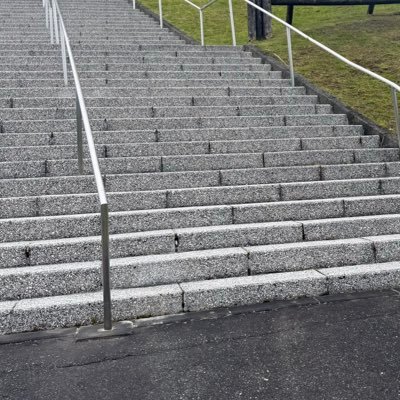 KdJ0ubb1W99g8iu's profile picture. 