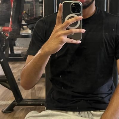 @lhrboii