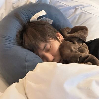 Hima1691's profile picture. Only BounPrem ❤️🩵                                                      acc phụ đẩy trend - Follow chéo nhé 💫 Let’s follow each other