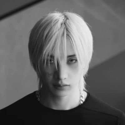 aleepinkskz's profile picture. 𝘂𝗵 𝗼𝗵... 𝗯𝗮𝗰𝗸 𝗮𝗴𝗮𝗶𝗻 | 𝘀𝗮𝘄 𝗼𝗹𝗶𝘃𝗶𝗮 𝗿𝗼𝗱𝗿𝗶𝗴𝗼 | 𝘄𝗮𝘀 @aleepinks