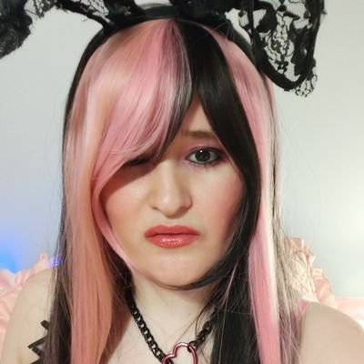 rebunnycosplay's profile picture. 🔞 Just a bunnygirl who loves to do cute cosplays 🐇🩷😘 I take comms. Next con: AWA 12/19/25 日本語OK|taken|28
https://t.co/eLN64FX5Xv