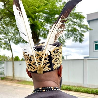 Vin_dzeal's profile picture. MENSWEAR DESIGNER ⚪️HEALTH OFFICER 🩺 AMATEUR IMPORTER⚜️