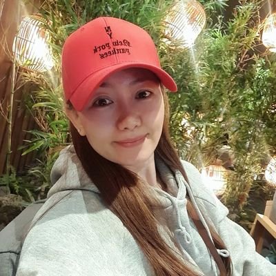 seong1320585's profile picture. 반가워요 친구