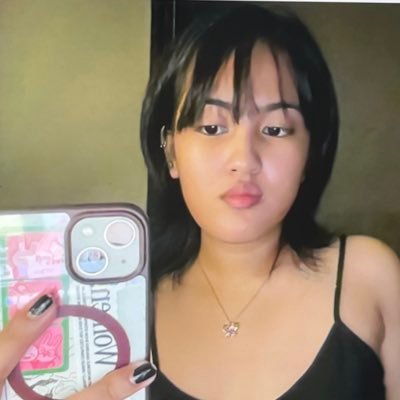 aintmicah_'s profile picture. i think we could do it if we tried