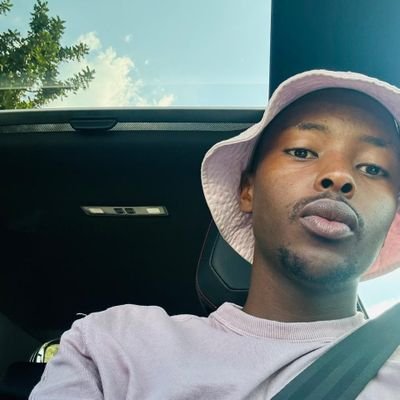 moshibihla's profile picture. Beat the odds and remain humble | Qualified Environmental Officer | Satellite Coordinator/Ingest Operator | Buccaner ☠️ & Chelsea 💙