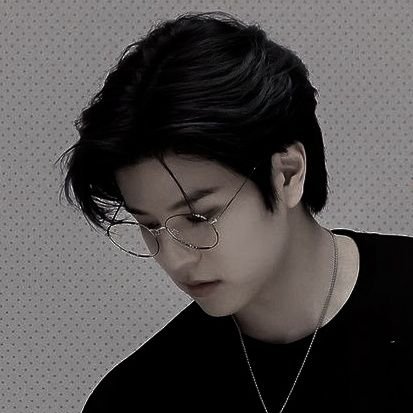 viantraqs's profile picture. 