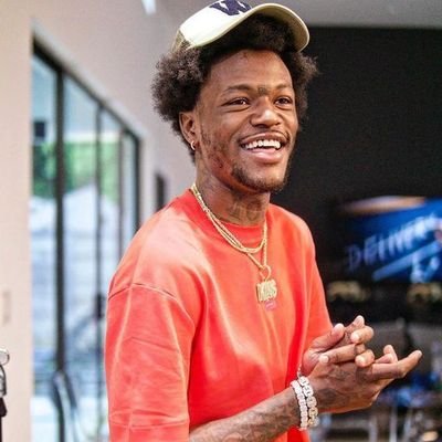 YoungFly26460's profile picture.