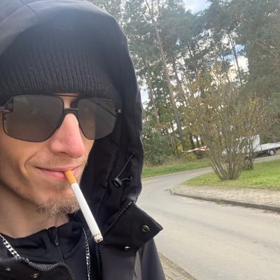 Fizyq13's profile picture. Creator & Polymath CEO | Founder of brand „IDS” - Ispiratore Di Successo