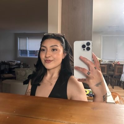 frikkitonta's profile picture. make art and stay soft brother :•)